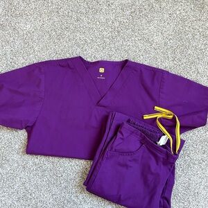 WonderWink Purple Women's Scrub Set